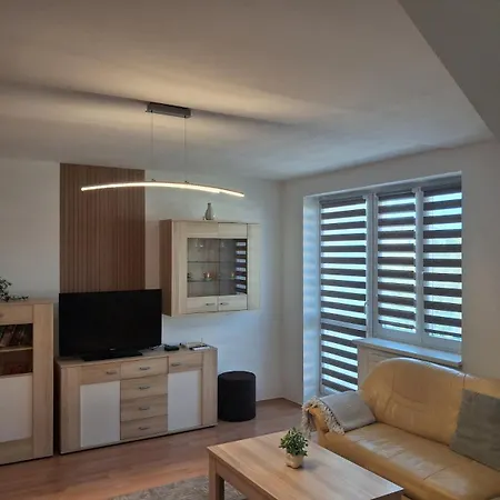 Apartmán Cozy Maisonette In With Free Parking