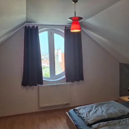 Cozy Maisonette In With Free Parking Apartmán
